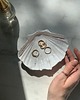 pojemniki na biżuterię Podstawka na Biżuterię Palo Santo Ceramiczna Muszelka w Złote Ciapki 1