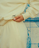 spodnie materiałowe damskie Spodnie balonowe COMFY FIT Butter Cream 4