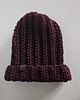 czapki damskie Czapka wełniana w kolorze wino śliwkowe 1