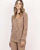 swetry damskie  Sweter ażurowy warkocze - SWE342 mocca MKM 1