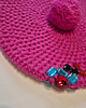 czapki damskie Unikatowy beret w różowym kolorze z ozdobą  z błyszczących kamieni. 4