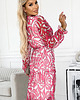 sukienki maxi damskie 476-1 ENRICA Sukienka z dekoltem i długim rękawkiem - RÓŻOWE FALE 4