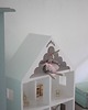 meble do pokoju dziecka Drewniany domek dla mayszek/ lalek Alva 3
