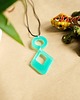 wisiory Turkusowy wisiorek kółko i romb świecące w ciemności i UV handmade 5,6 cm 3