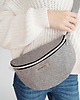 saszetka nerka Szara nerka pleciony materiał boho na ramię 3