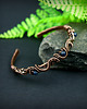 bransoletki wire wrapping Miedziana bransoleta mankietowa z szafirami 6