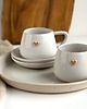 filiżanki Zestaw dla dwojga - Taca + filiżanki ceramiczne białe - Piegi z sercem 4