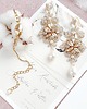 Biżuteria ślubna Lace Me Gold - perłowe 2