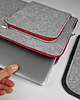 etui na laptopa ETUI Z FILCU na laptopa czerwony zamek 4