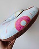 poduszki z grafiką Poduszka Podróżna Rogal Pączki Donut Błękit I Czekolada 1