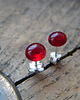 kolczyki wire wrapping Lśniąca czerwień   kropki - sztyfty 5