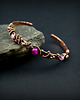 bransoletki wire wrapping Miedziana bransoleta mankietowa z agatami 8