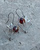 kolczyki wire wrapping Czerwone listki  -  kwiaty   -  kolczyki 1