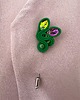 broszki Zielona broszka sutasz na szpilce z ozdobnymi listkami 1
