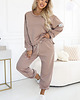 komplety damskie 689-1 Komplet dresowy damski z bluzą oversize i spodniami - cappucino 2