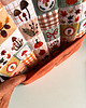 pokrowce i etui - różne Personalizowane etui na książkę, book sleeve ze sztruksu, Tea & Books 1
