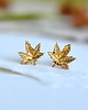 kolczyki pozłacane Kolczyki Sztyfty z Listkami Klonowymi 1