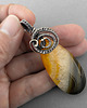 wisiory Darma - wisiorek z agatem i oksydowanym srebrem, wire wrapping 3