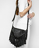 torby na ramię Skórzana torebka z frędzlami w czarnym kolorze 1