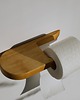 dodatki - łazienka - różne Minimalistyczny uchwyt  na papier toaletowy z półką olchowy 4