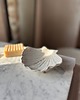 mydelniczki Ceramiczna Mydelniczka z Odpływem Muszelka Muszla Biała Matowa 1