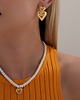 kolczyki pozłacane Złote kolczyki podwójne serca ze stali chirurgicznej pozłacane 18k 1