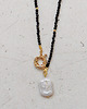 złote naszyjniki Naszyjnik Onyks z perłą 1