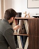 komody i szafki TONN 101 HIGH - szafka pod gramofon, lite drewno orzechowe 4