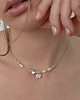 chokery Minimalistyczny choker z perłami i motylkiem 1