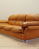 sofy i szezlongi Sofa skórzana pomarańczowa, Space Age design, lata 60, produkcja: Włochy 1