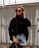 swetry damskie  Sweter oversize z golfem czarny MISS BLACK 1