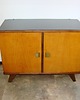 komody Komoda vintage Mid-Century Modern lata 60.  Drewno i szklany blat  Modernizm 1