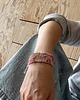 bransoletki na sznurku Tkana bransoletka w odcieniach różu z haftowaną ważką i koralikami 1