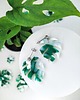 kolczyki z masy plastycznej Zielone matowe kolczyki monstera 1