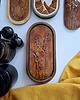 Ozdoby na ścianę Ceramiczna podstawka w drewnie 2