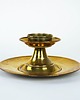 świeczniki i świece Mosiężny świecznik z podstawką, włoski design, lata 60, produkcja: Włochy 2