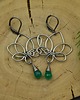 kolczyki wire wrapping Kolczyki kwiat lotosu zielony onyks wire wrapping 2
