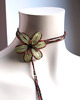 chokery Brązowo-pistacjowa lilia - naszyjnik choker 2