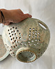 miski i misy Rustykalny durszlak ceramiczny z podstawką 5