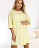 sukienki mini damskie 666-2 Bawełniana luźna sukienka oversize z krótkim rękawem - żółta 3