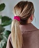 gumki do włosów Gumka jedwabna, scrunchie, gumka do włosów, gumka satynowa neonowa fuksja MINI 2