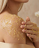 peelingi do ciała CRYSTALLOVE Clear Quartz Shimmer Body Scrub - peeling do ciała z kryształem g 1