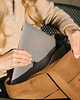 torby na ramię Torba NA LAPTOP Shopper z nubuku tapicerskiego w kolorze camel 1