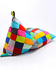 pufy do siedzenia Pufa kolorowa patchwork Ovni Long, leżanka wypełniona granulatem 8