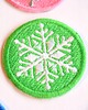 naszywki na ubrania Naszywka naprasowanka ŚNIEŻYNKA ZIELONA termoprzylepna haft 4,5cm 2