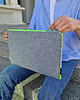etui na laptopa FLUO ZIELONY zamek etui z filcu na laptopa 4