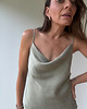 sukienki midi damskie Sukienka Shape olive 2