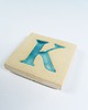 magnesy Ceramiczny magnes, niebieska literka K 3