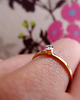 pierścionki zaręczynowe BIZOE - Złoty pierścionek z brylantem 0,04 ct 1