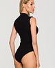 body damskie Body z półgolfem z dzianiny prążkowanej-czarne(M-697) 5
